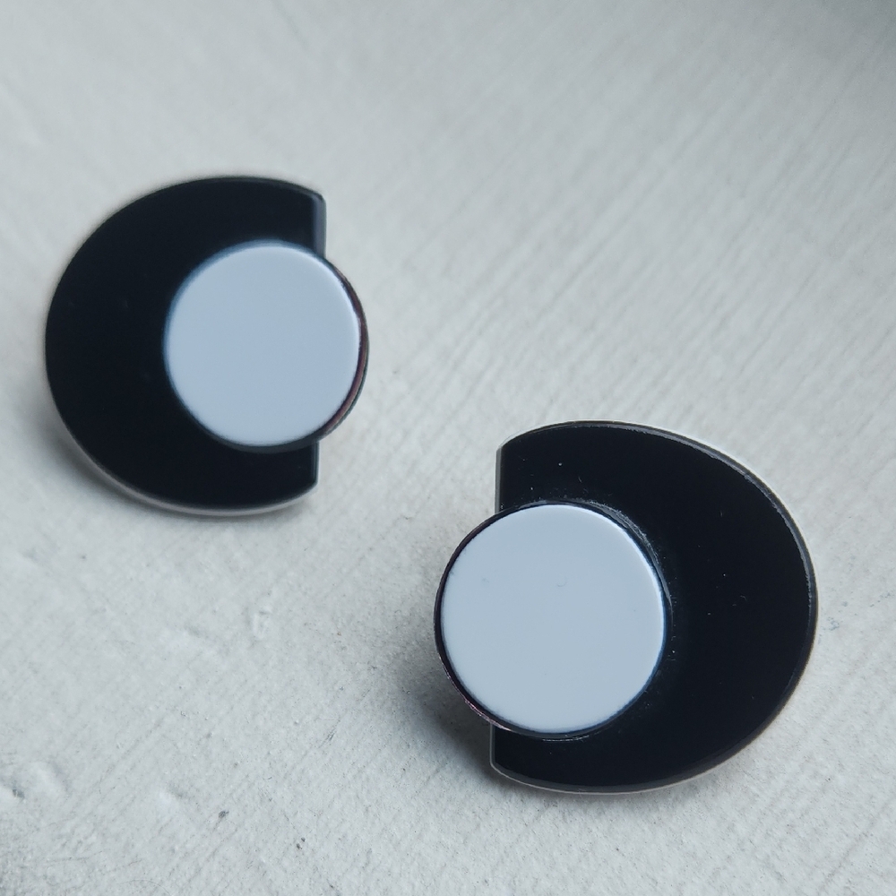 Vintage Modernist Clip Earrings